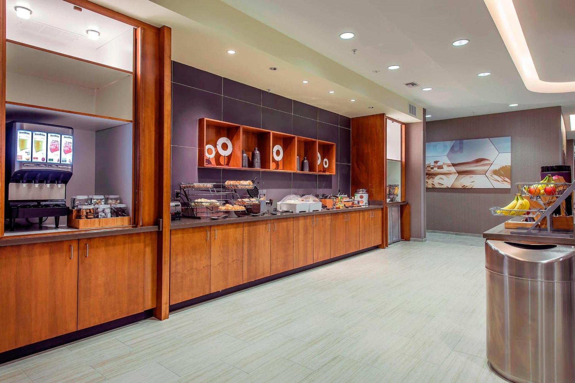 Springhill Suites By Marriott Gallup Exterior photo